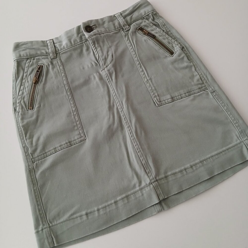 Old Navy - Light Olive/ Army Green Cargo Mini Skirt - size 0